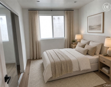 565 N Mariposa - Photo Thumbnail 5