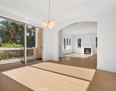 2753 Piedmont - Photo Thumbnail 9