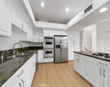 2753 Piedmont - Photo Thumbnail 17