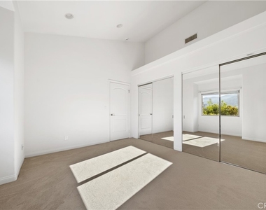 2753 Piedmont - Photo Thumbnail 29