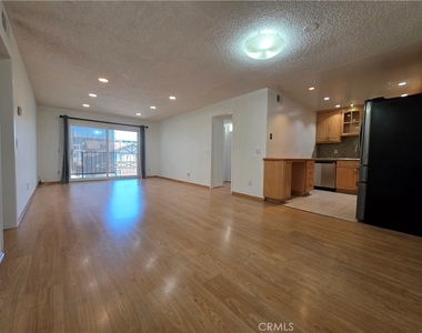 500 Jackson Place - Photo Thumbnail 8