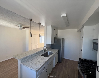 6612 N Figueroa Street - Photo Thumbnail 8