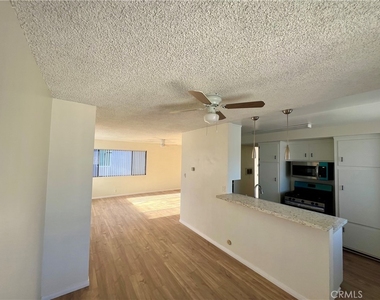 6612 N Figueroa Street - Photo Thumbnail 5