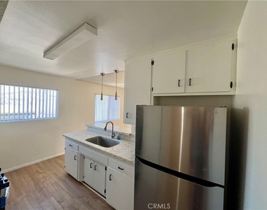 6612 N Figueroa Street - Photo Thumbnail 9