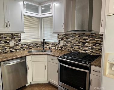 2125 Edmore - Photo Thumbnail 2