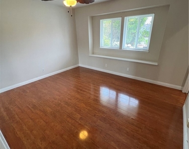 2125 Edmore - Photo Thumbnail 8