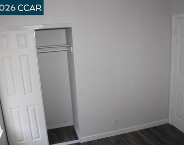 130 Aster Ct - Photo Thumbnail 12