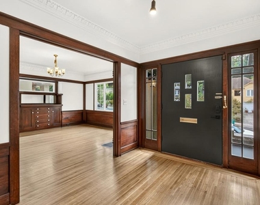 846 Mandana Blvd - Photo Thumbnail 11