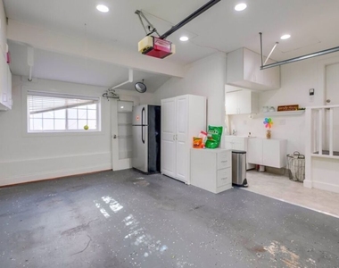 21447 Providencia Street - Photo Thumbnail 59