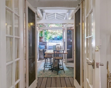 21447 Providencia Street - Photo Thumbnail 64