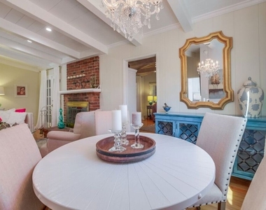 21447 Providencia Street - Photo Thumbnail 18