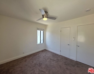 221 Argonne Avenue - Photo Thumbnail 4