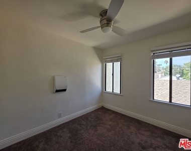 221 Argonne Avenue - Photo Thumbnail 36
