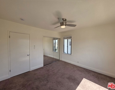 221 Argonne Avenue - Photo Thumbnail 18