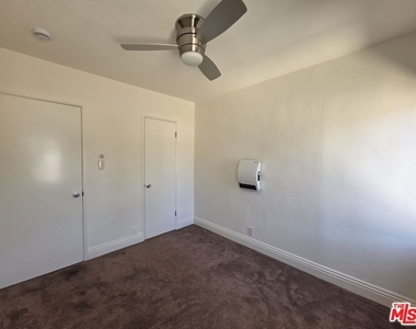 221 Argonne Avenue - Photo Thumbnail 38