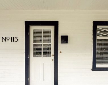 113 N Ivy Avenue - Photo Thumbnail 2
