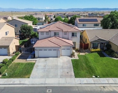 3056 Janine Avenue - Photo Thumbnail 3