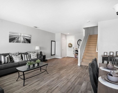 3056 Janine Avenue - Photo Thumbnail 10