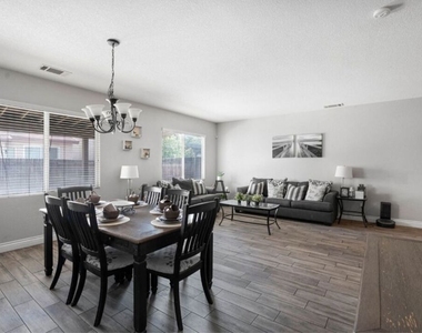3056 Janine Avenue - Photo Thumbnail 11