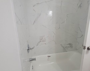 3067 Harrington Avenue - Photo Thumbnail 12
