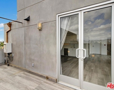 600 S La Brea Avenue - Photo Thumbnail 33