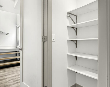 440 Palm Drive - Photo Thumbnail 10