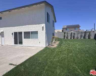 2863 Carmar Way - Photo Thumbnail 29