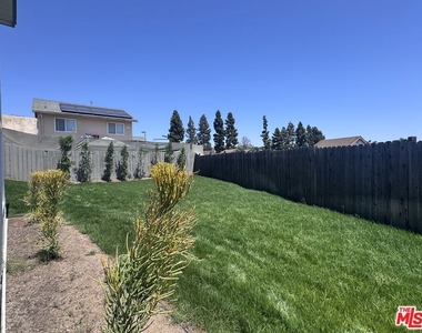 2863 Carmar Way - Photo Thumbnail 43