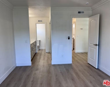2863 Carmar Way - Photo Thumbnail 44