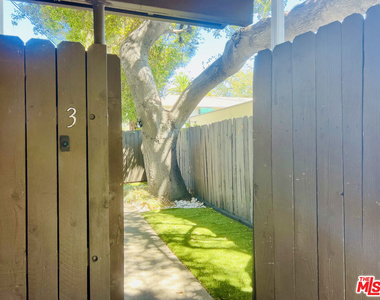 532 El Dorado Street - Photo Thumbnail 1