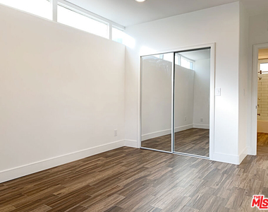 532 El Dorado Street - Photo Thumbnail 21