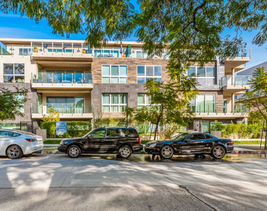 728 N Sweetzer Avenue - Photo Thumbnail 32