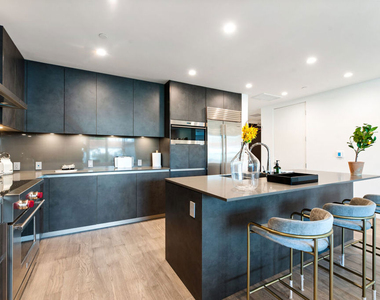 728 N Sweetzer Avenue - Photo Thumbnail 7