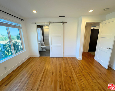 1912 N Alvarado Street - Photo Thumbnail 26