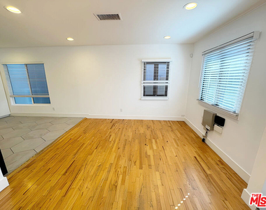 1912 N Alvarado Street - Photo Thumbnail 11