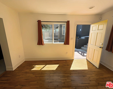 1912 N Alvarado Street - Photo Thumbnail 33