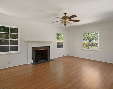 240 Euclid Street - Photo Thumbnail 4