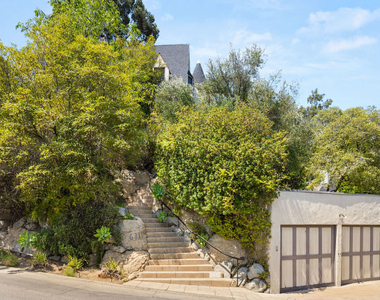 6311 Heather Drive - Photo Thumbnail 30