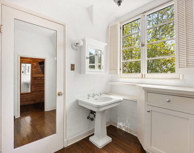 6311 Heather Drive - Photo Thumbnail 18