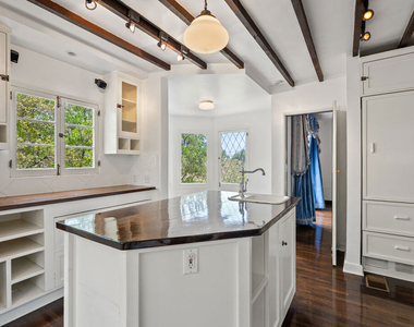 6311 Heather Drive - Photo Thumbnail 9