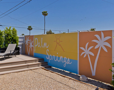 375 W Sunview Avenue - Photo Thumbnail 16