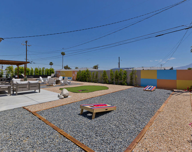 375 W Sunview Avenue - Photo Thumbnail 1