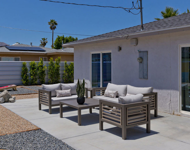 375 W Sunview Avenue - Photo Thumbnail 9