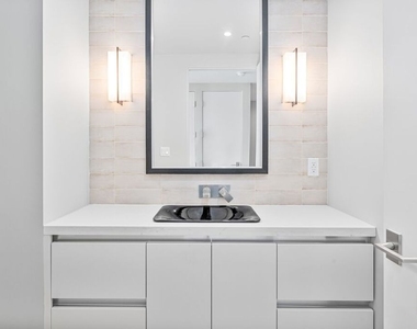 1621 Malcolm Avenue - Photo Thumbnail 17