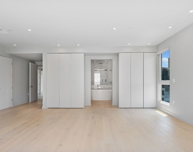 1621 Malcolm Avenue - Photo Thumbnail 23