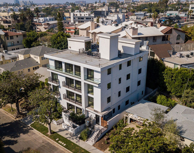 1621 Malcolm Avenue - Photo Thumbnail 2