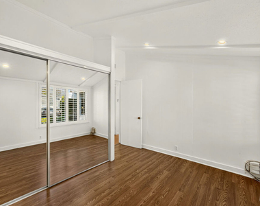29500 Heathercliff Road - Photo Thumbnail 6