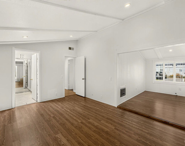 29500 Heathercliff Road - Photo Thumbnail 4