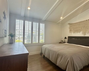 29500 Heathercliff Road - Photo Thumbnail 28