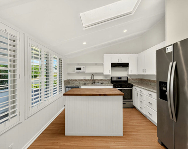 29500 Heathercliff Road - Photo Thumbnail 3